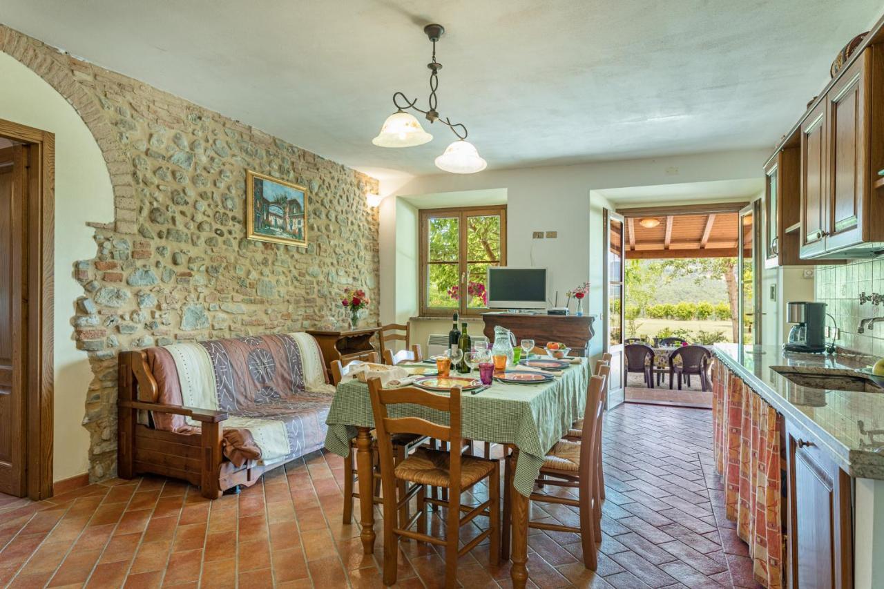 Agriturismo Casa Al Bosco 볼테라 외부 사진